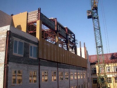 Крупные тюменские застройщики в период кризиса намерены вести себя как лягушки из притчи