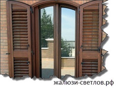 Пластиковые жалюзи для украшения экстерьера Вашего дома